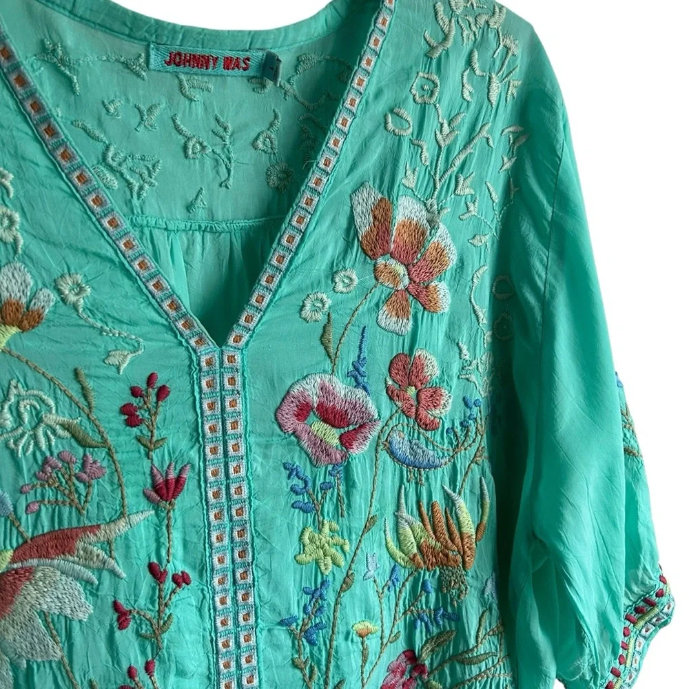Johnny Was Cosette Blue Floral Embroidered Blouse Womens L - Picture 5 of 5
